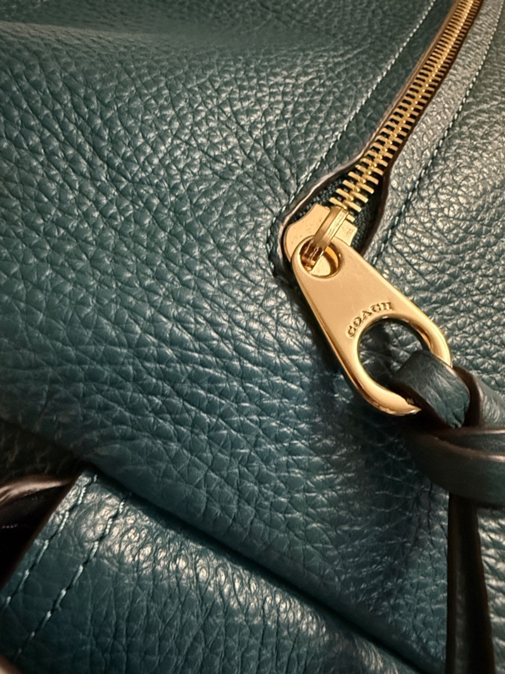 COACH Pennie Shoulder Bag Gold Hardware; Like New! - Picture 9 of 12